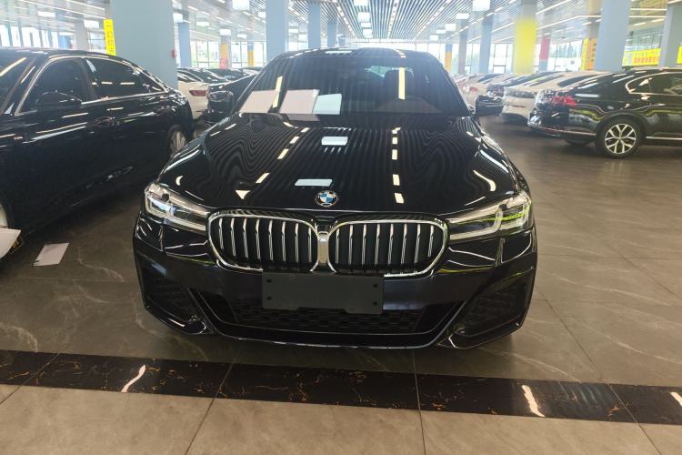 Used BMW 5 Series 2022 Restyled 530Li Leading Edition M Sport Package Front