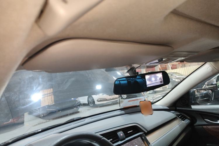 Used Honda Civic 2016 220TURBO CVT Luxury Edition
