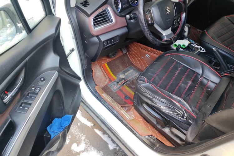 Used Suzuki Vitara S-Cross 2017 1.6L CVT Two-Wheel Drive Urban Fashion Model
