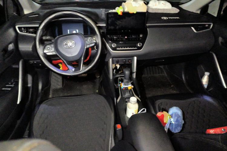 Used Toyota Corolla Cross 2023 Dual-Motor 2.0L Pioneer Edition Center Console