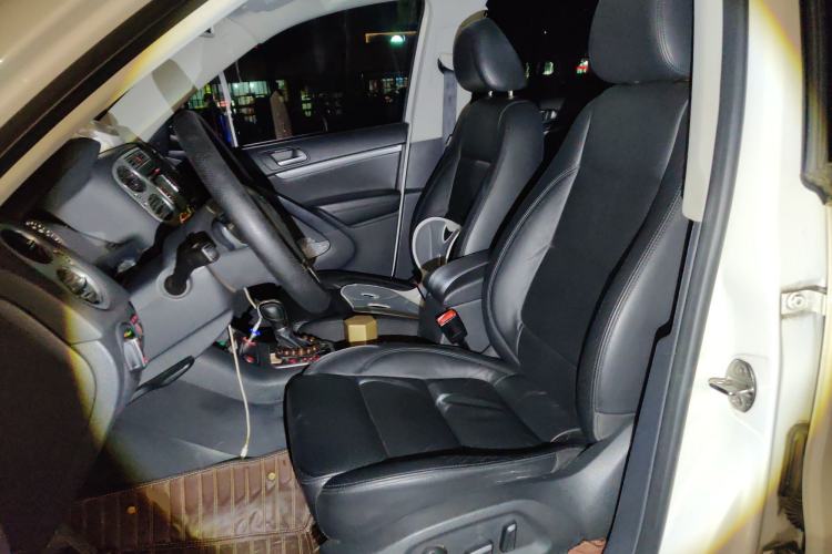 Used Volkswagen Tiguan L 2015 1.8TSI Automatic Two-Wheel Drive Luxury Model
