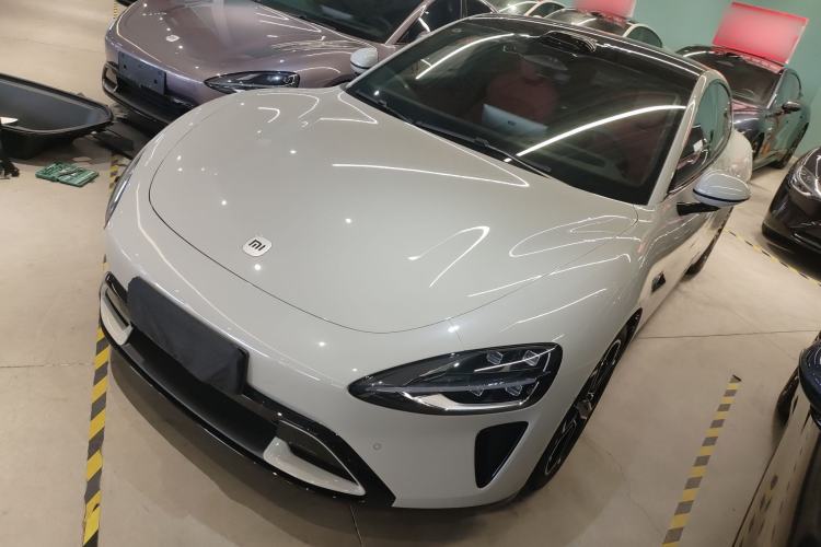 Used Xiaomi Auto SU7 2024 Four-Wheel Drive Ultra-Long Range Advanced Intelligent Driving Max Edition