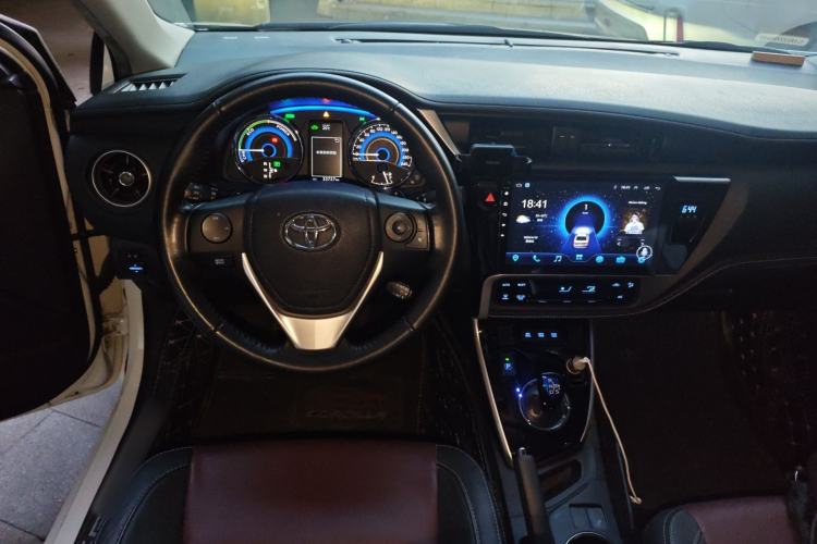 Used Toyota Corolla 2018 Dual-Engine 1.8L E-CVT Smart Edition Steering Wheel