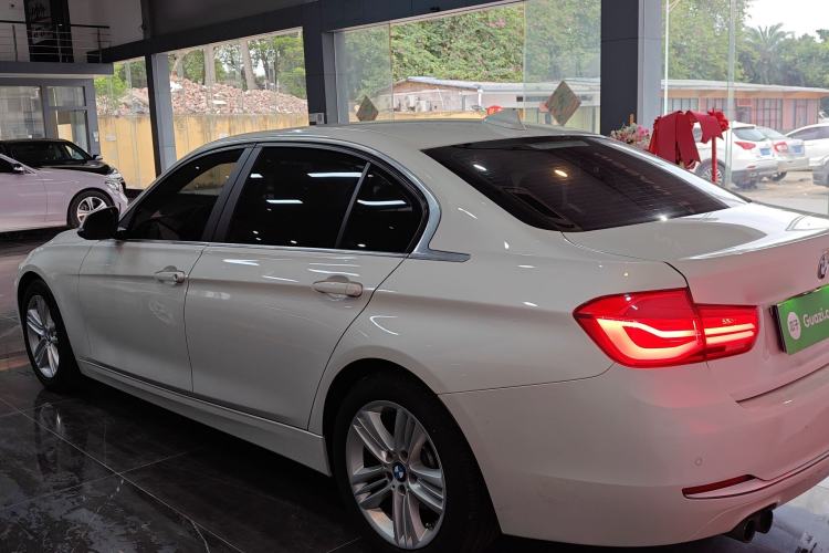 Used BMW 3 Series 2017 320Li Fashion Model
