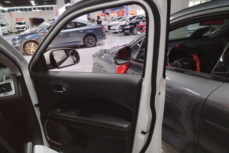 Used Jeep Compass 2020 220T Automatic Leading Edition