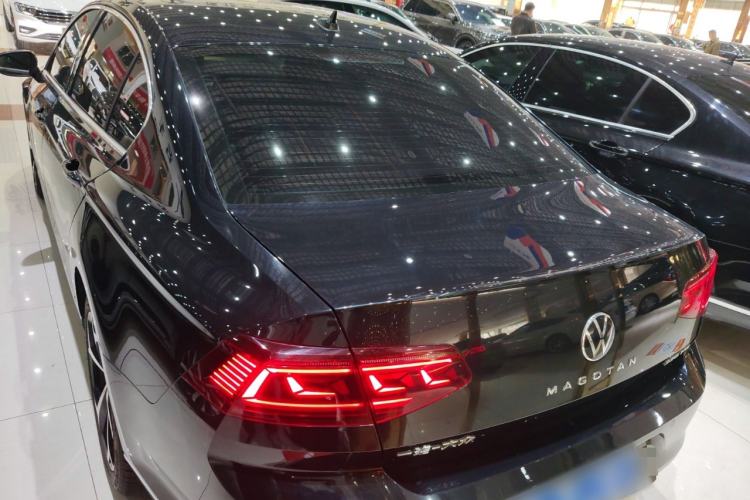 Used Volkswagen Magotan 2023 2 Million Units Limited Edition 330TSI DSG Leading Version