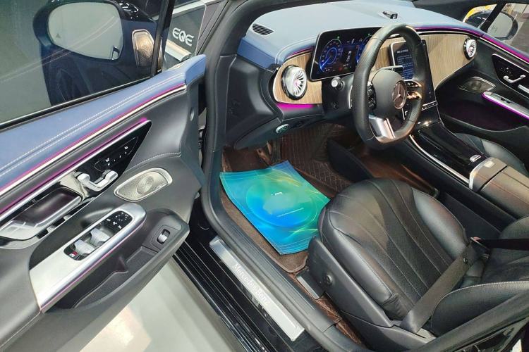 Used Mercedes-Benz EQE 2022 350 Pioneer Edition Interior 3