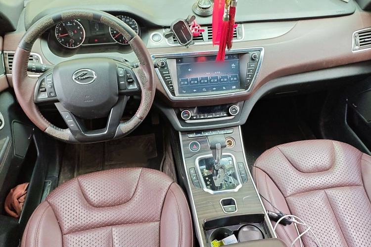 Used Land X7 2015 2.0T Panoramic Prestige Edition
