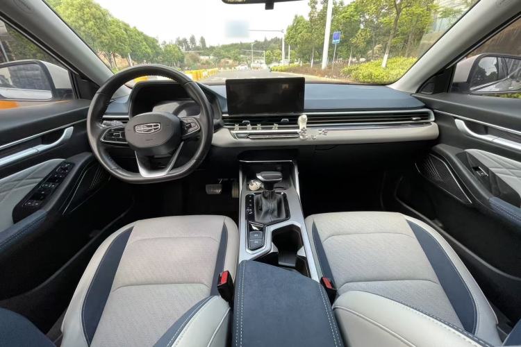 Used Geely Auto Emgrand 2022 4th Generation 1.5L CVT Flagship Model Interior 3