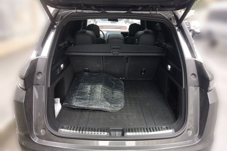 Used Li Auto L7 2023 Pro Model
