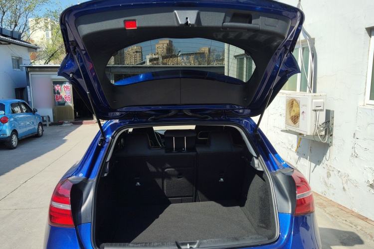 Used Mercedes-Benz GLA 2019 GLA 200 Dynamic Edition Trunk