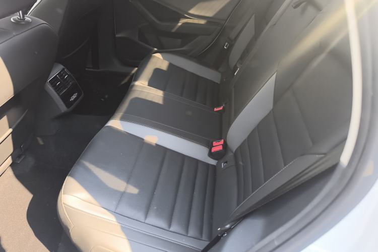 Used Volkswagen Sagitar 2020 280TSI DSG Comfort Version China VI Standard Left Rear Seat