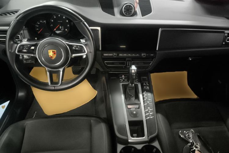 Used Porsche Macan 2018 Macan 2.0T Center Console