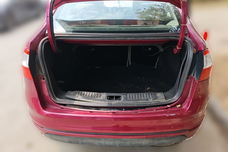 Used Ford Fiesta 2013 Sedan 1.5L Manual Fashion Edition
