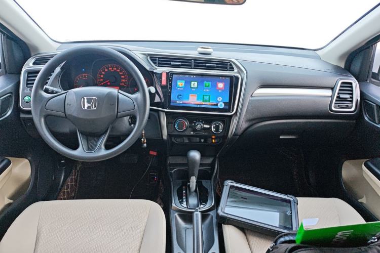 Used Honda Greiz 2016 1.5L CVT Classic Edition
