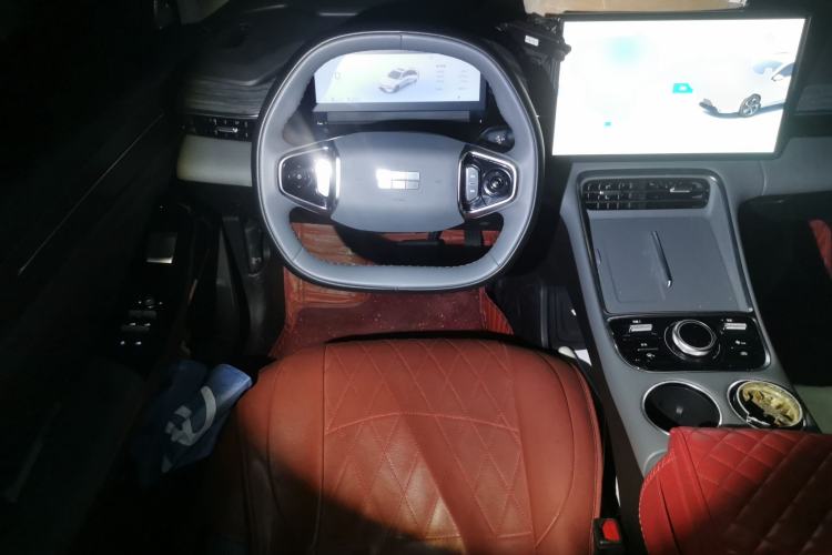 Used Geely Galaxy L6 2025 EM-i 140km Explorer+ Edition
