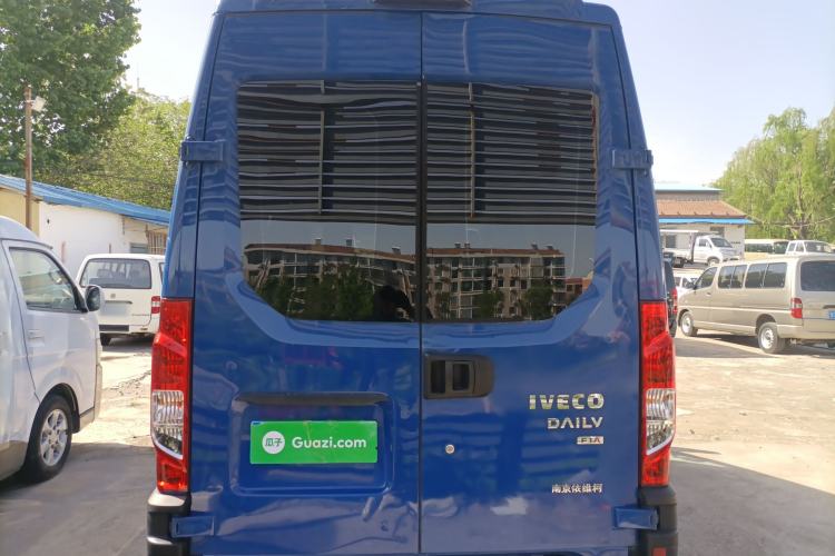 Used Iveco Eurocargo 2021 2.0T Manual Super Rui Short Wheelbase High-Roof Manual Door F1A