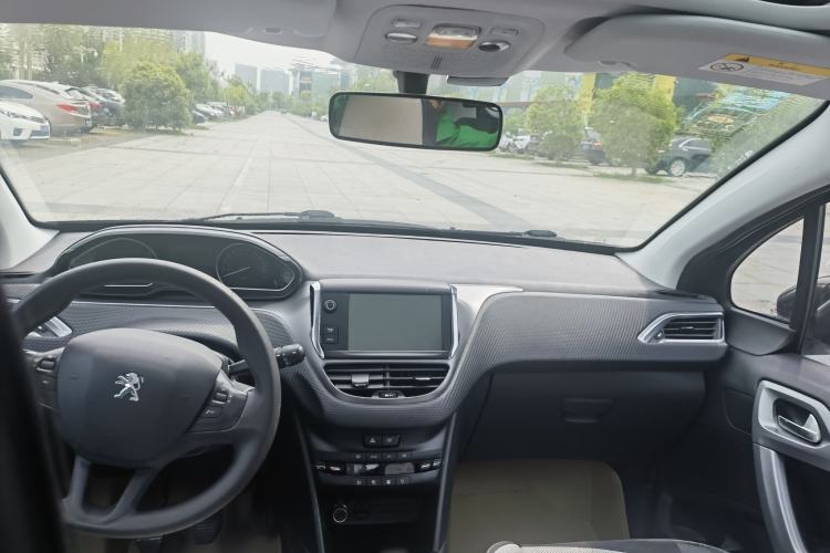 Used Peugeot 2008 2014 1.6L Manual Fashion Edition