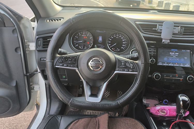 Used Nissan X-Trail 2017 2.0L CVT Comfort Edition 2WD Steering Wheel