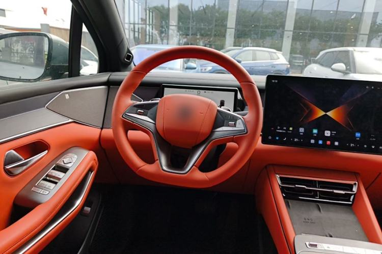 Used BYD Tang L 2025 DM 175KM Drone Player Edition
