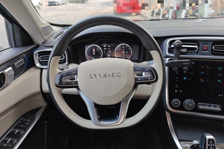 Used Lynk & Co 01 2019 2.0T Two-Wheel Drive Zhaopu Version China VI Standard Steering Wheel