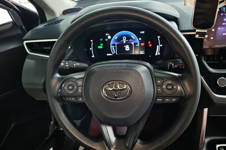 Used Toyota Corolla Cross 2023 Dual-Motor 2.0L Elite Edition Steering Wheel