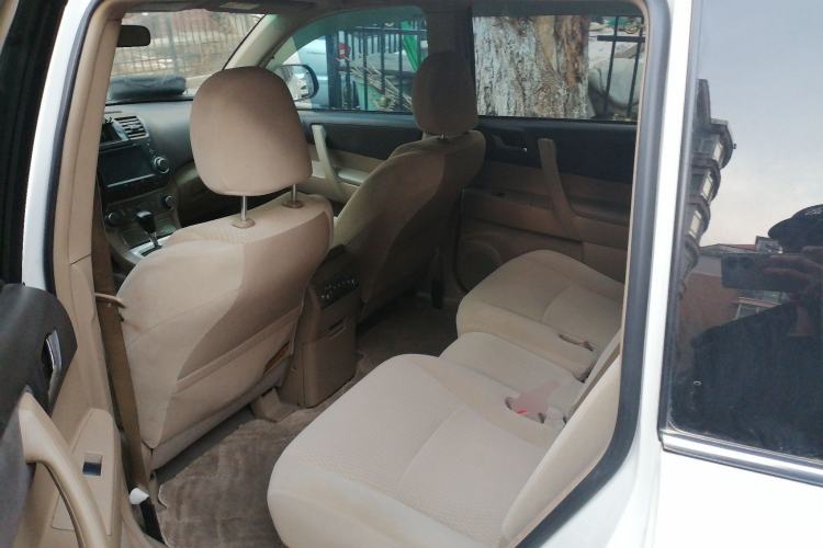 Used Toyota Highlander 2012 2.7L Two-Wheel Drive 7-Seater Elite Edition