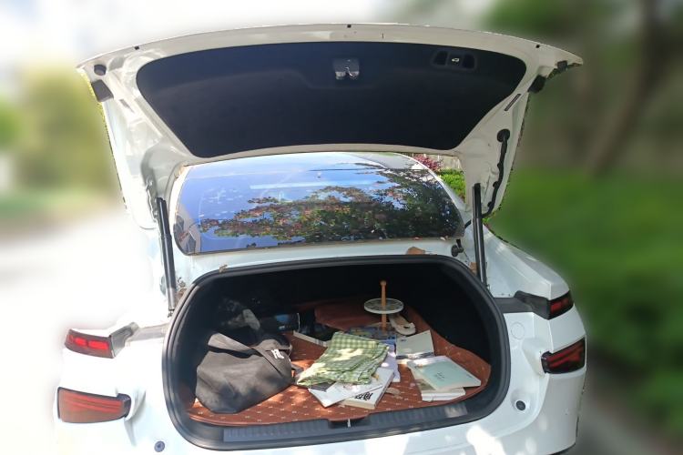 Used XPeng P7 2020 Rear-Drive Long-Range Smart Drive Version Trunk