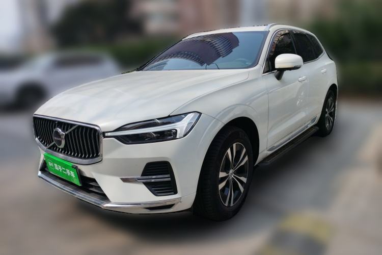 Used Volvo XC60 2024 B5 4x4 Smart Luxury Edition
