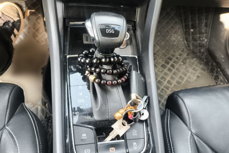 Used Skoda Kodiaq 2019 Facelifted TSI380 7-Seater All-Wheel-Drive Luxury Enjoyment Edition China VI Standard