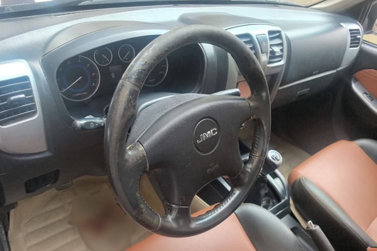 Used JMC Baodian 2015 2.9T Two-Wheel-Drive Diesel Luxury PLUS 5140 Long JX4D30