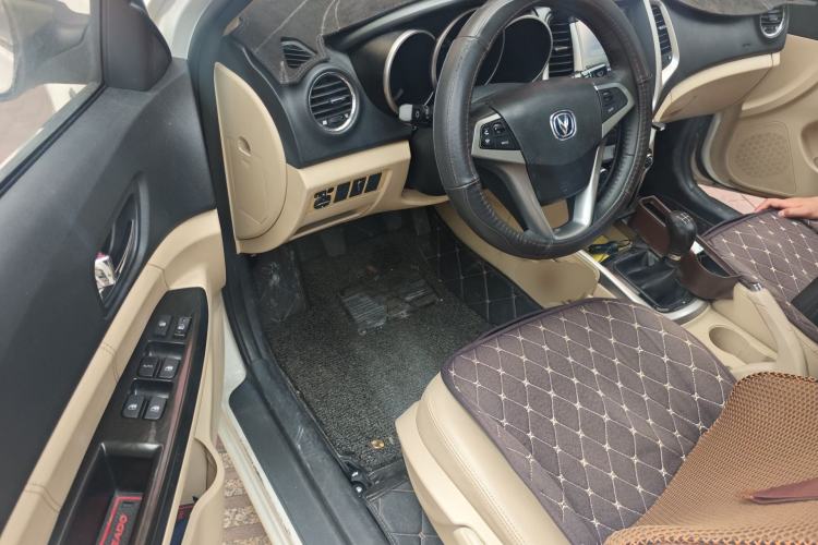 Used CHANGAN Eado 2015 1.6L Manual Luxury Model China IV Standard