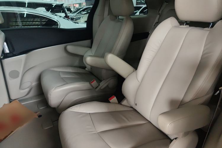 Used Buick GL8 2015 2.4L Luxury Business Premium Edition Left Rear Seat