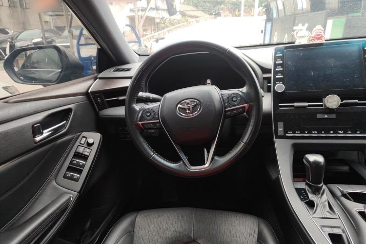 Used Toyota Avalon 2019 2.0L Luxury Edition China VI Standard
