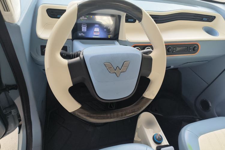 Used Wuling Hongguang MINIEV 2022 Zizai Version Lithium Iron Phosphate Steering Wheel