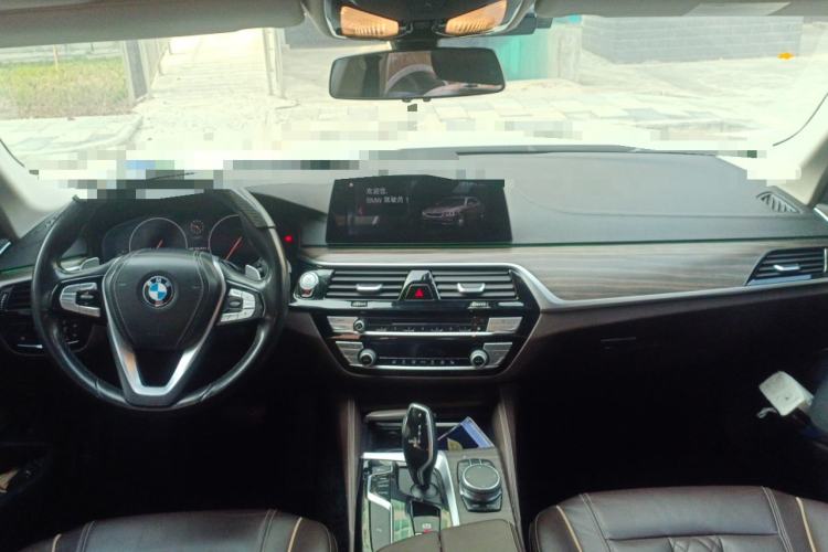 Used BMW 5 Series 2019 Facelifted 530Li Leading Edition Luxury Package