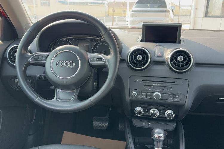 Used Audi A1 2014 30 TFSI Sportback Comfort Model