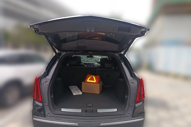 Used Cadillac XT5 2021 2.0T Two-Wheel Drive Luxury Version