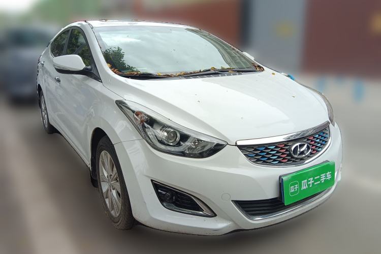 Used Hyundai Elantra (5th Generation / Langdong) 2016 1.6L Automatic Prestige Model Front Right 45 Deg
