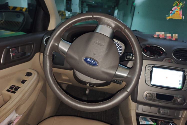 Used Ford Focus 2013 Hatchback Classic 1.8L Manual Fashion Edition Steering Wheel