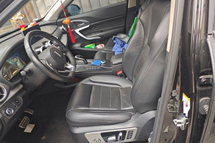 Used Wey VV7 2019 Upgraded Model 2.0T Flagship Version China VI