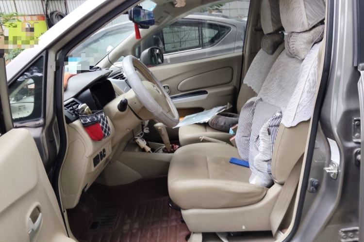 Used Venucia D50 2013 1.6L Automatic Luxury Edition
