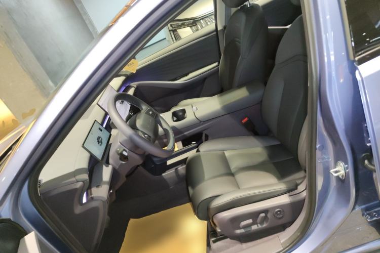 Used Nissan N6 2026 Model 180 Max Left Front Seat