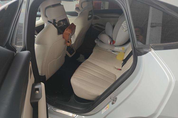 Used BYD Song L EV 2024 662 km Excellence Version Left Rear Seat