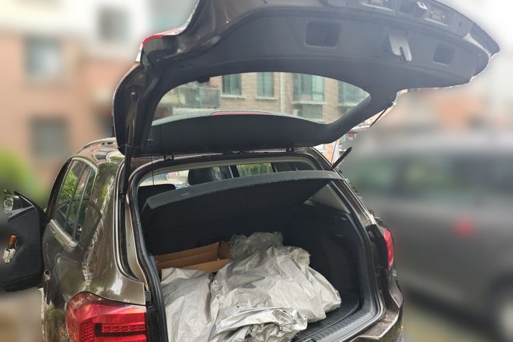 Used Volkswagen Tiguan 2016 300TSI Automatic Two-Wheel Drive Luxury Edition Trunk