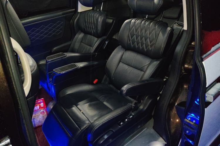 Used Honda Elysion 2019 2.0L Hybrid Luxury Edition
