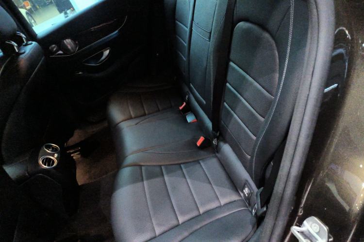 Used Mercedes-Benz GLC 2017 GLC 260 4MATIC Luxury Model