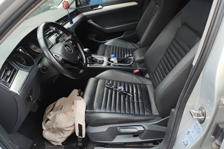 Used Volkswagen Magotan 2019 280TSI DSG Comfort Model China V Standard
