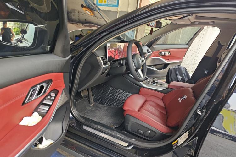 Used BMW i3 2023 eDrive 40 L Midnight Sports Package