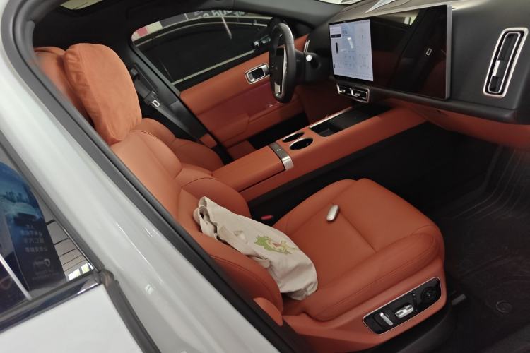 Used Li Auto L7 2023 Pro Model Right Front Seat